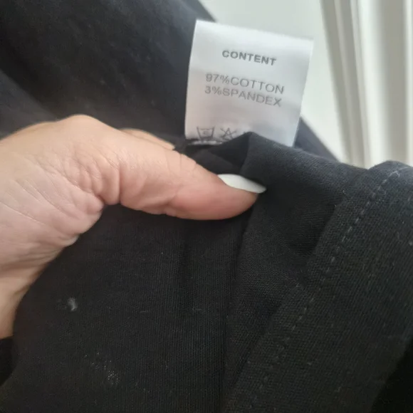 Ellandemm Women's Black Cropped Shirt - Picture 4 of 4